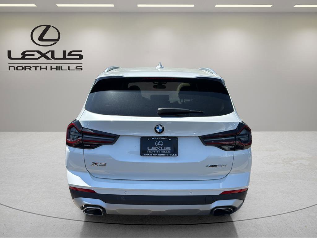 Used 2022 BMW X3 xDrive30i w/ Convenience Package AWD/4WD image 7