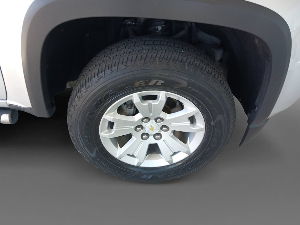 Used 2018 Chevrolet Colorado LT w/ LT Convenience Package AWD/4WD image 15