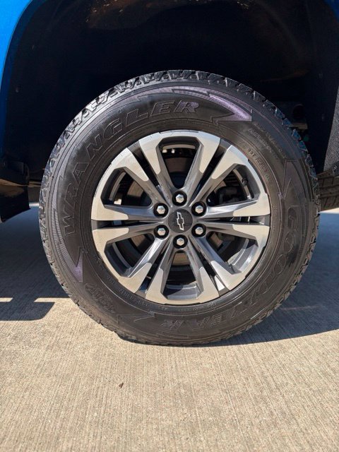 Used 2022 Chevrolet Colorado Z71 RWD image 10