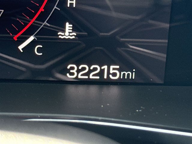 Certified 2023 GMC Canyon AT4 w/ AT4 Premium Package AWD/4WD image 16