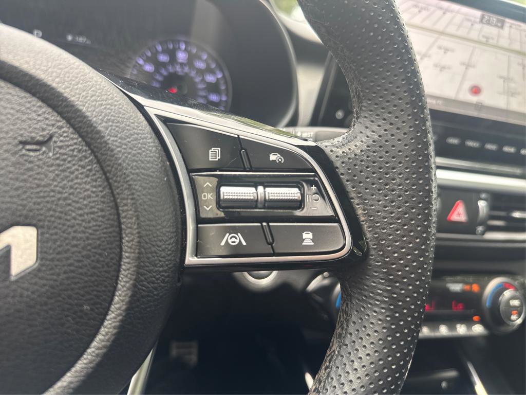 Used 2023 Kia Forte GT-Line w/ GT-Line Premium Package image 36