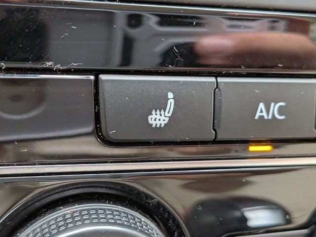 Used 2019 Volkswagen Passat 2.0T Wolfsburg FWD image 22