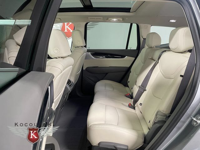Used 2025 Cadillac XT6 Premium Luxury w/ LPO, Floor Liner Package AWD/4WD image 22