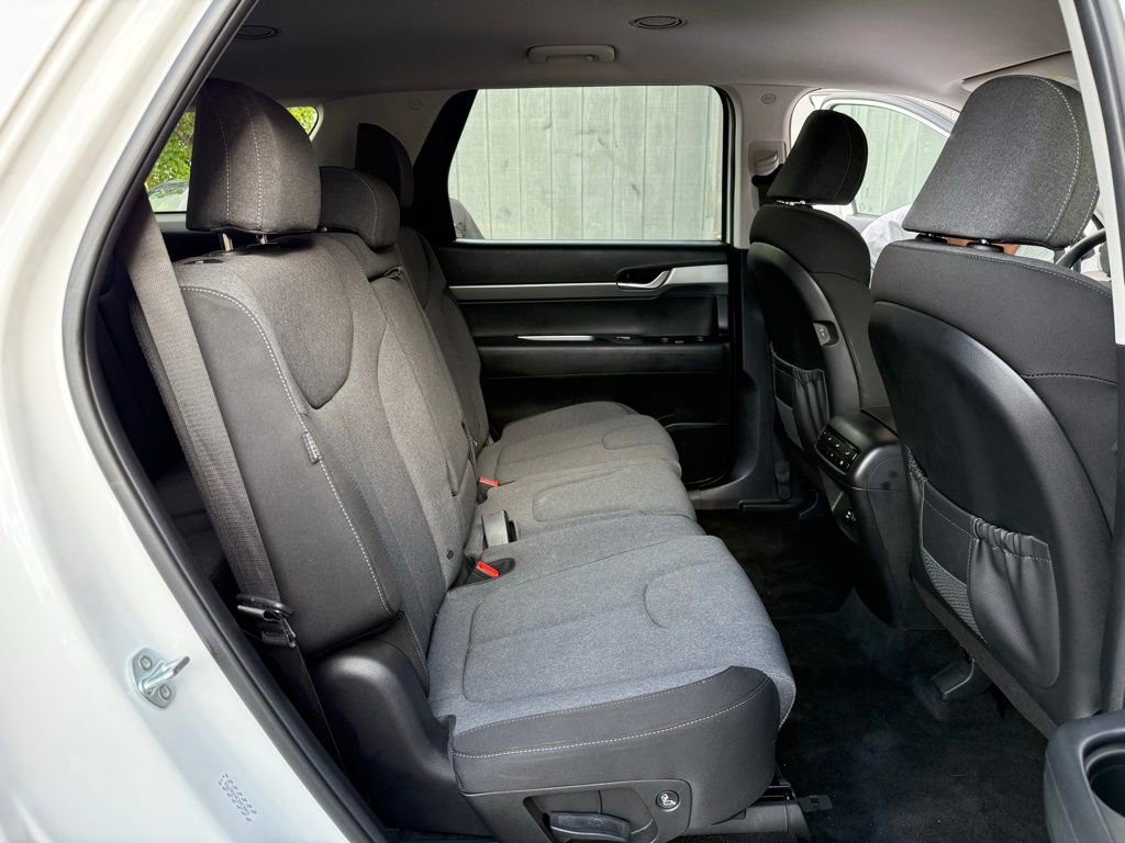 Used 2023 Hyundai Palisade SE w/ Cargo Package AWD/4WD image 22