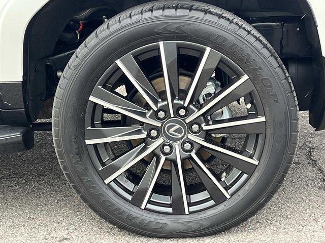 Certified 2024 Lexus GX 550 550 Luxury w/ Accessory Package (Z1) image 11