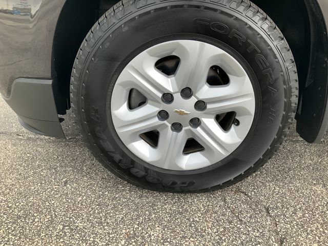 Used 2017 Chevrolet Traverse LS AWD/4WD image 10