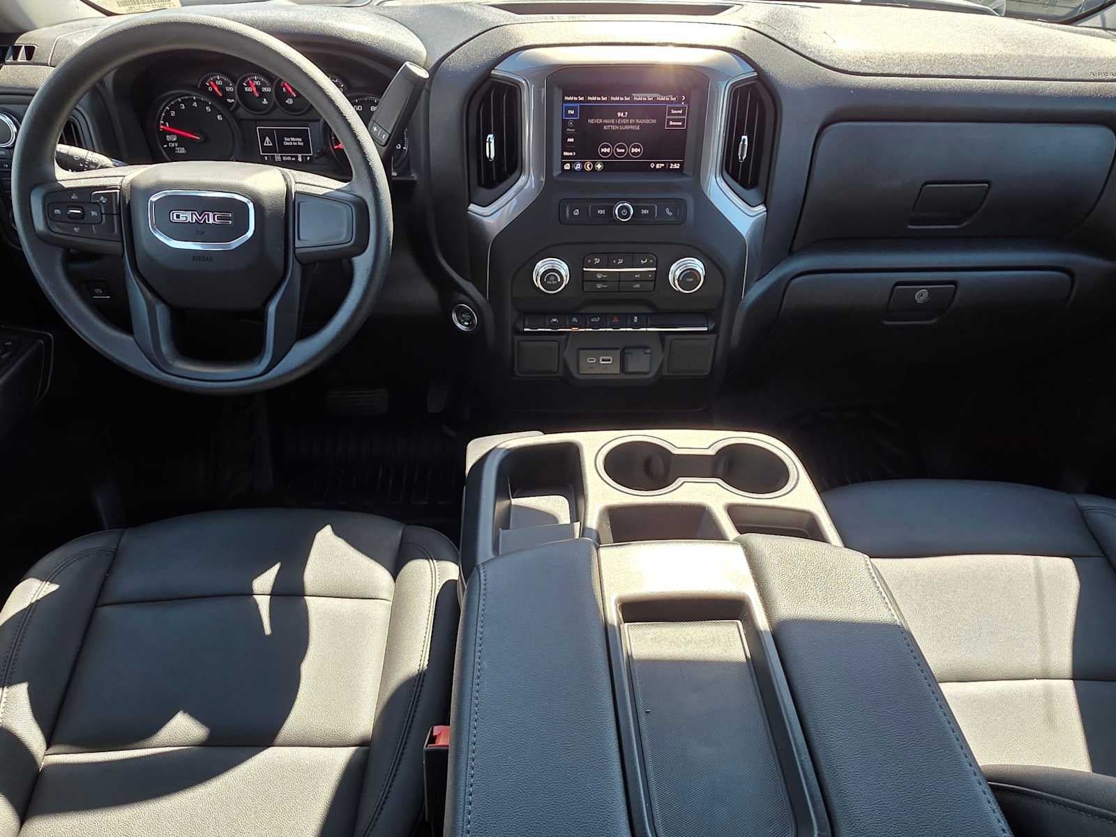 Certified 2025 GMC Sierra 1500 Pro w/ Pro Value Package AWD/4WD image 18