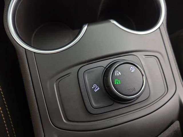 Used 2018 GMC Terrain SLE image 16