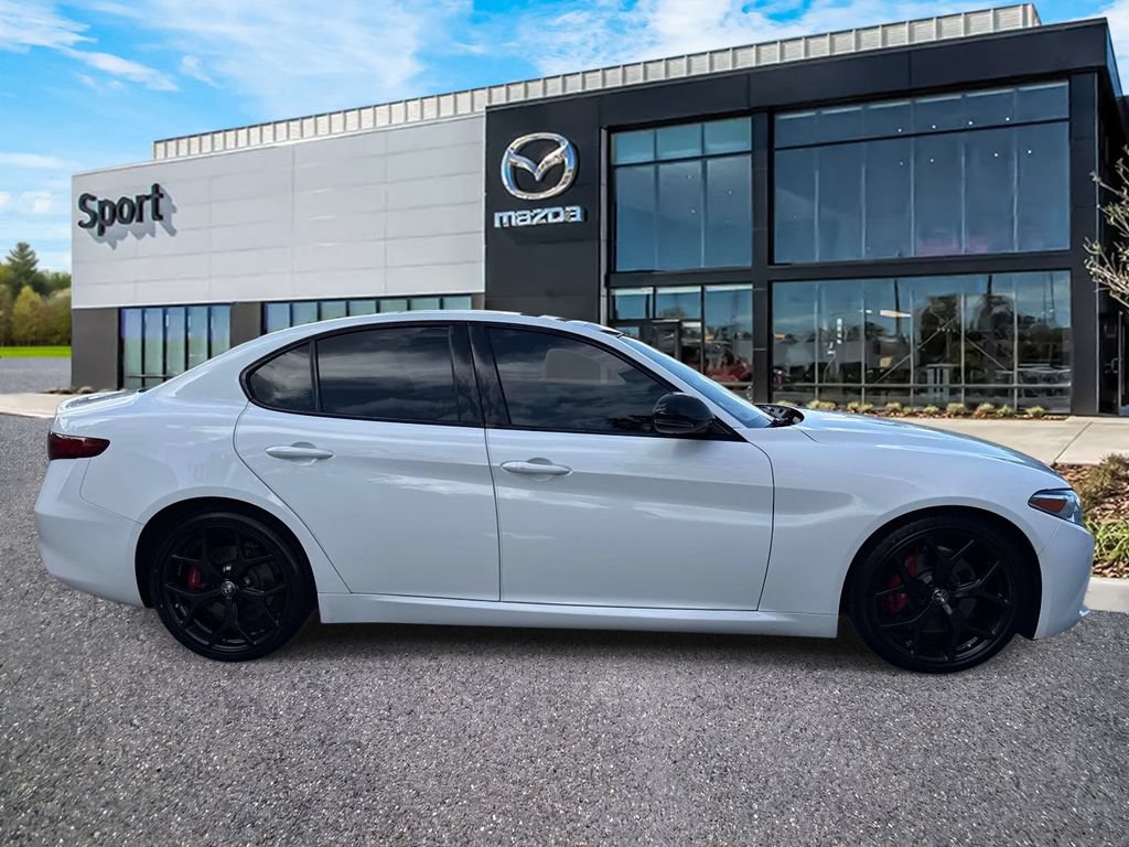 Used 2021 Alfa Romeo Giulia Ti w/ Nero Edizione RWD image 2