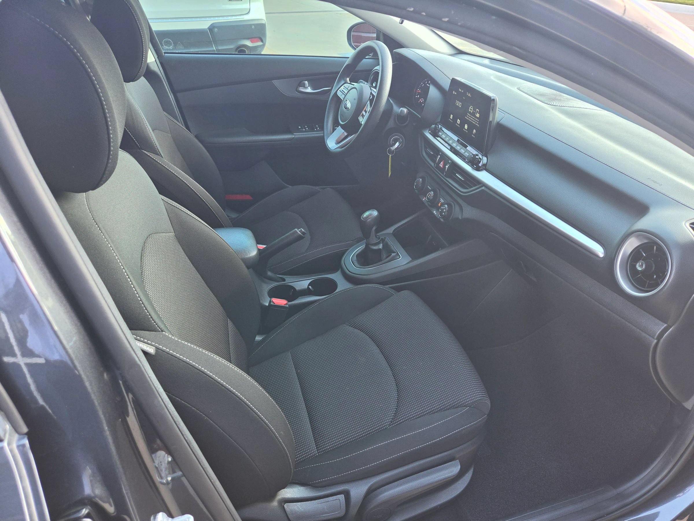 Used 2021 Kia Forte Sedan FWD image 11