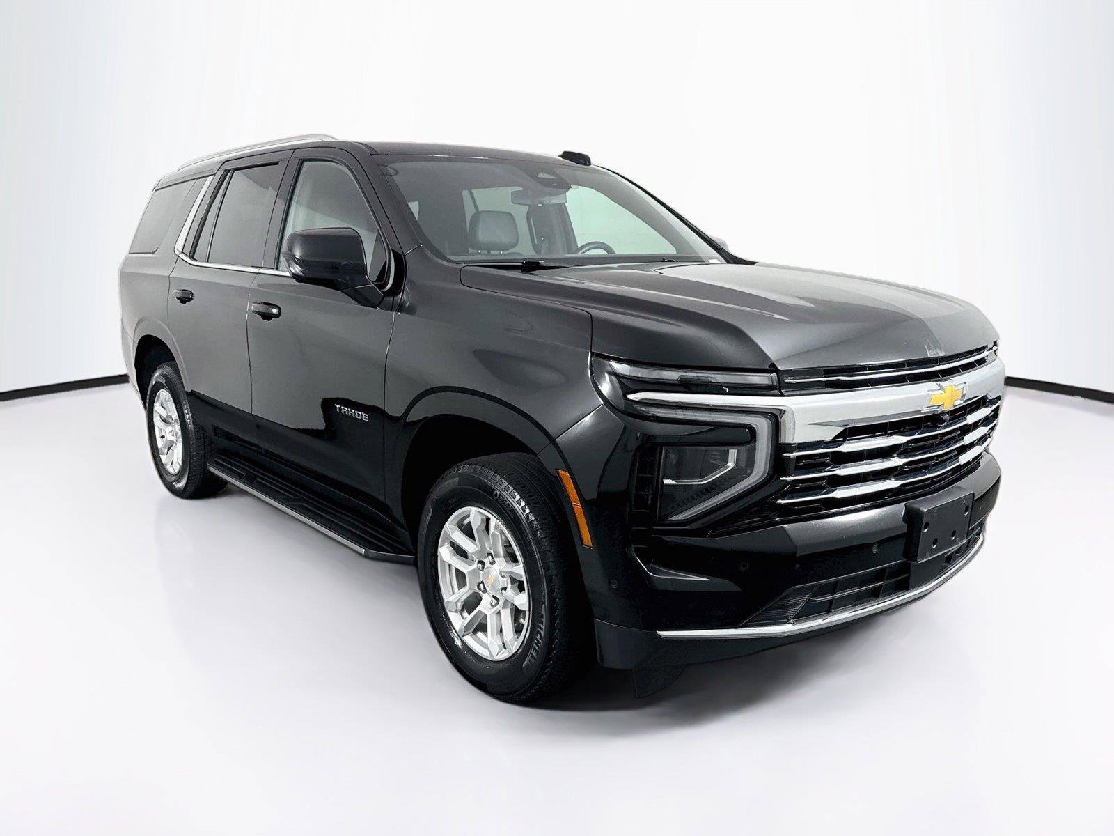 Used 2025 Chevrolet Tahoe LT AWD/4WD image 10