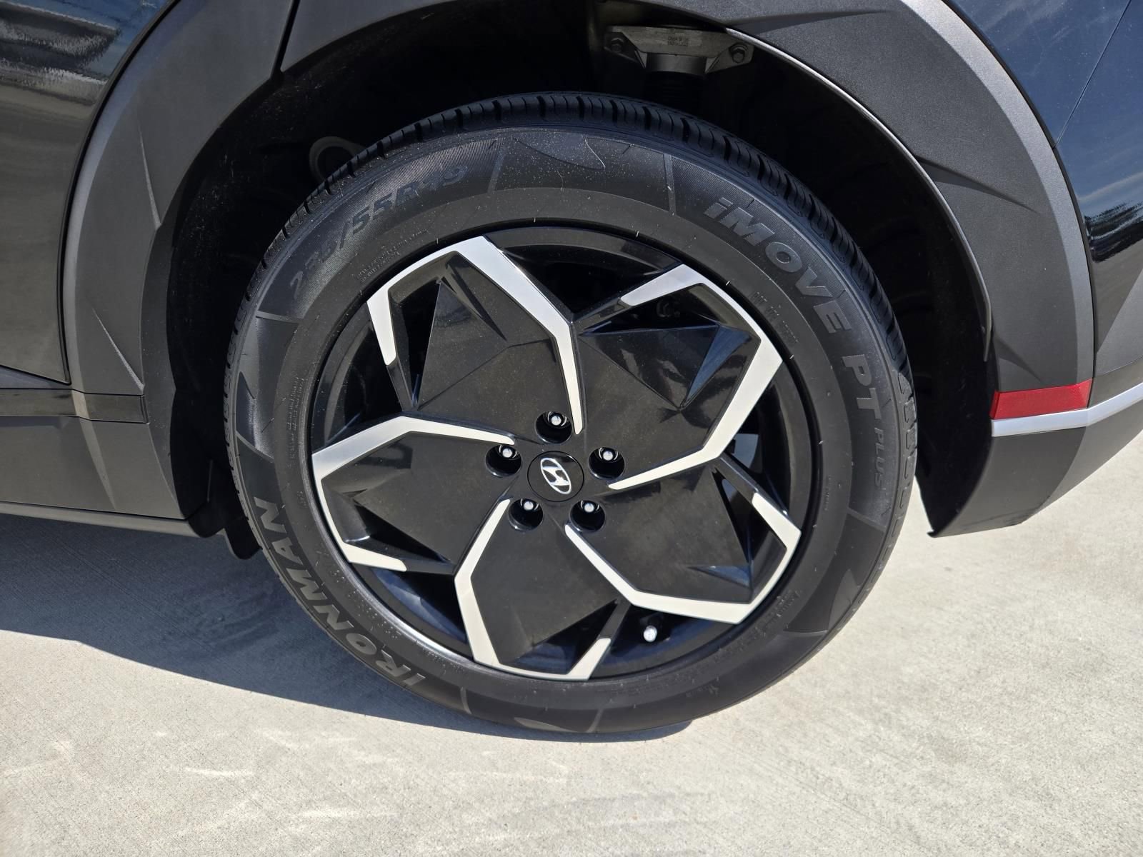 Used 2024 Hyundai Ioniq 5 SEL image 31