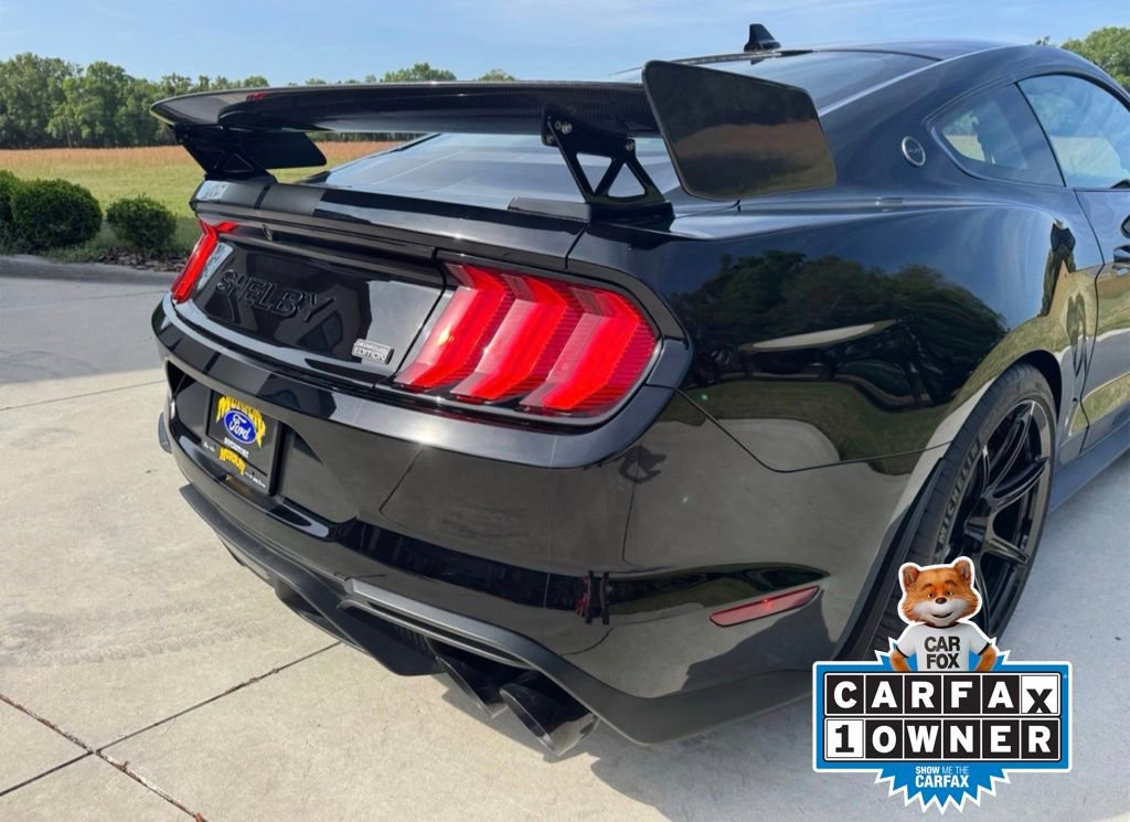 Used 2021 Ford Mustang Shelby GT500 w/ Carbon Fiber Track Pack image 22