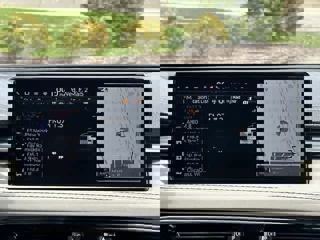 Used 2023 Genesis G70 3.3T w/ Sport Prestige Package image 12