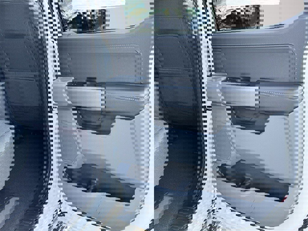 New 2025 Ford F150 XLT w/ Equipment Group 301A Standard image 28