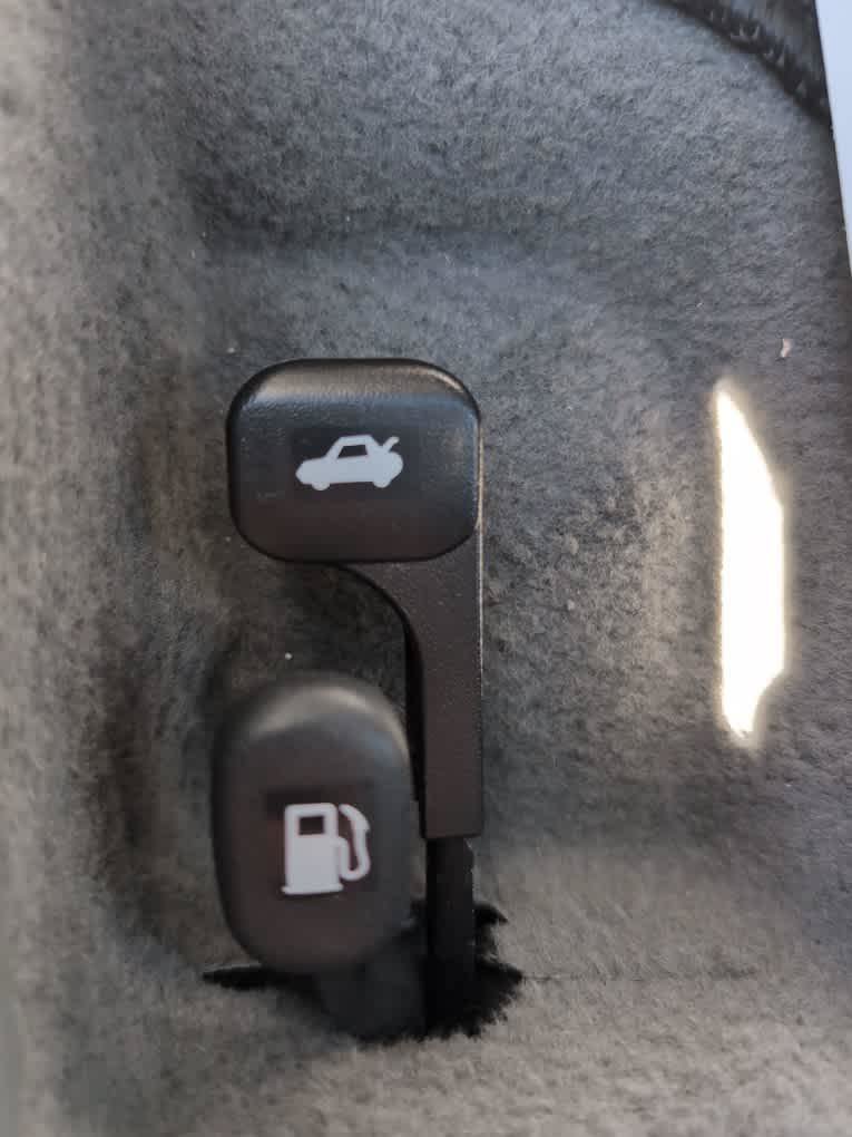 New 2026 Hyundai Elantra SE FWD image 17