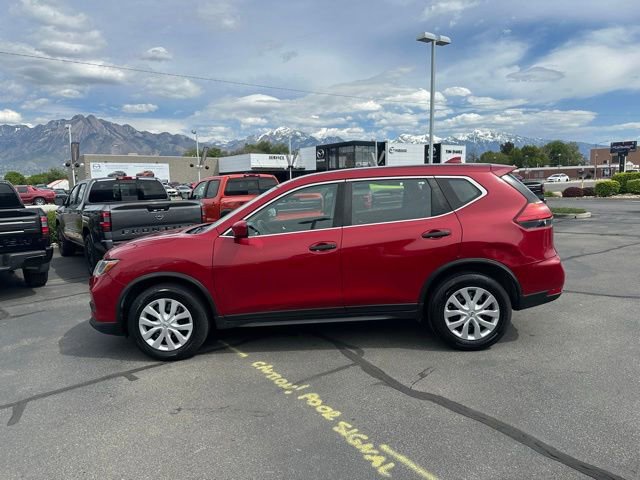 Used 2017 Nissan Rogue S AWD/4WD image 7