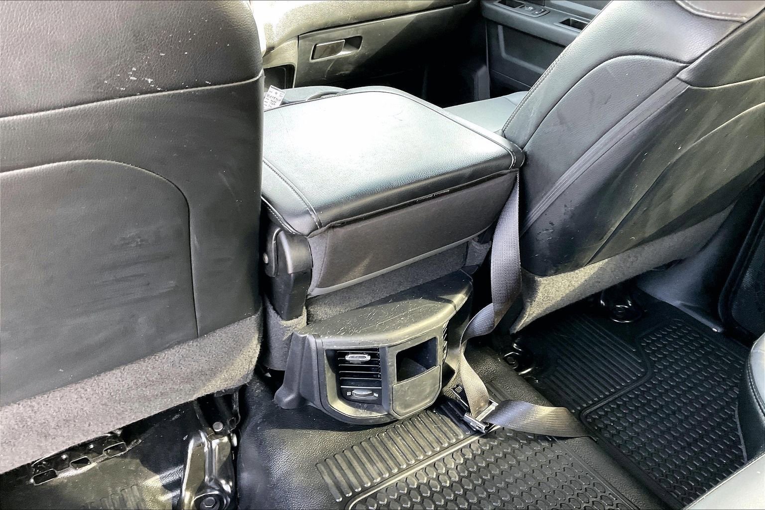 Used 2022 RAM 2500 Tradesman w/ Chrome Appearance Group image 11