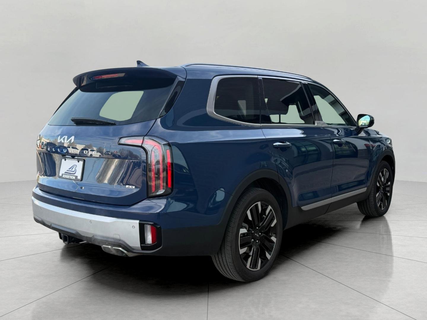 Used 2024 Kia Telluride SX Prestige AWD/4WD image 13