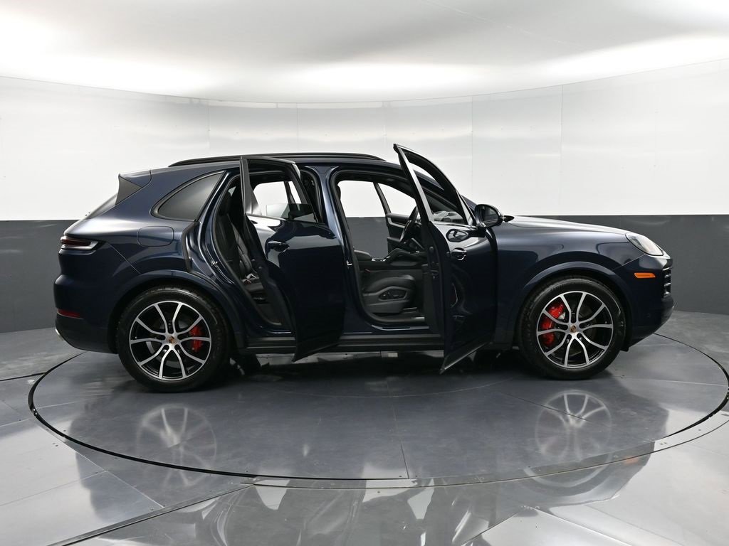 New 2026 Porsche Cayenne S image 36