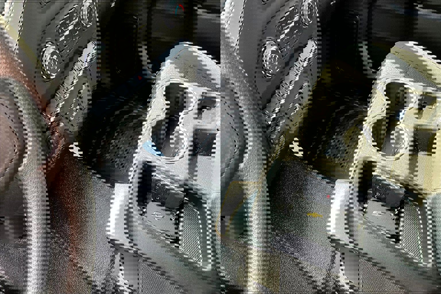 Used 2025 Chevrolet Silverado 2500 W/T w/ Snow Plow Prep/Camper Package image 11