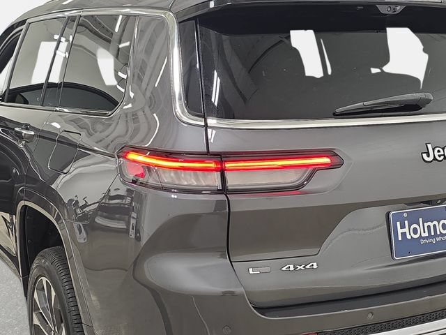 Used 2021 Jeep Grand Cherokee L Overland w/ Luxury Tech Group IV AWD/4WD image 34