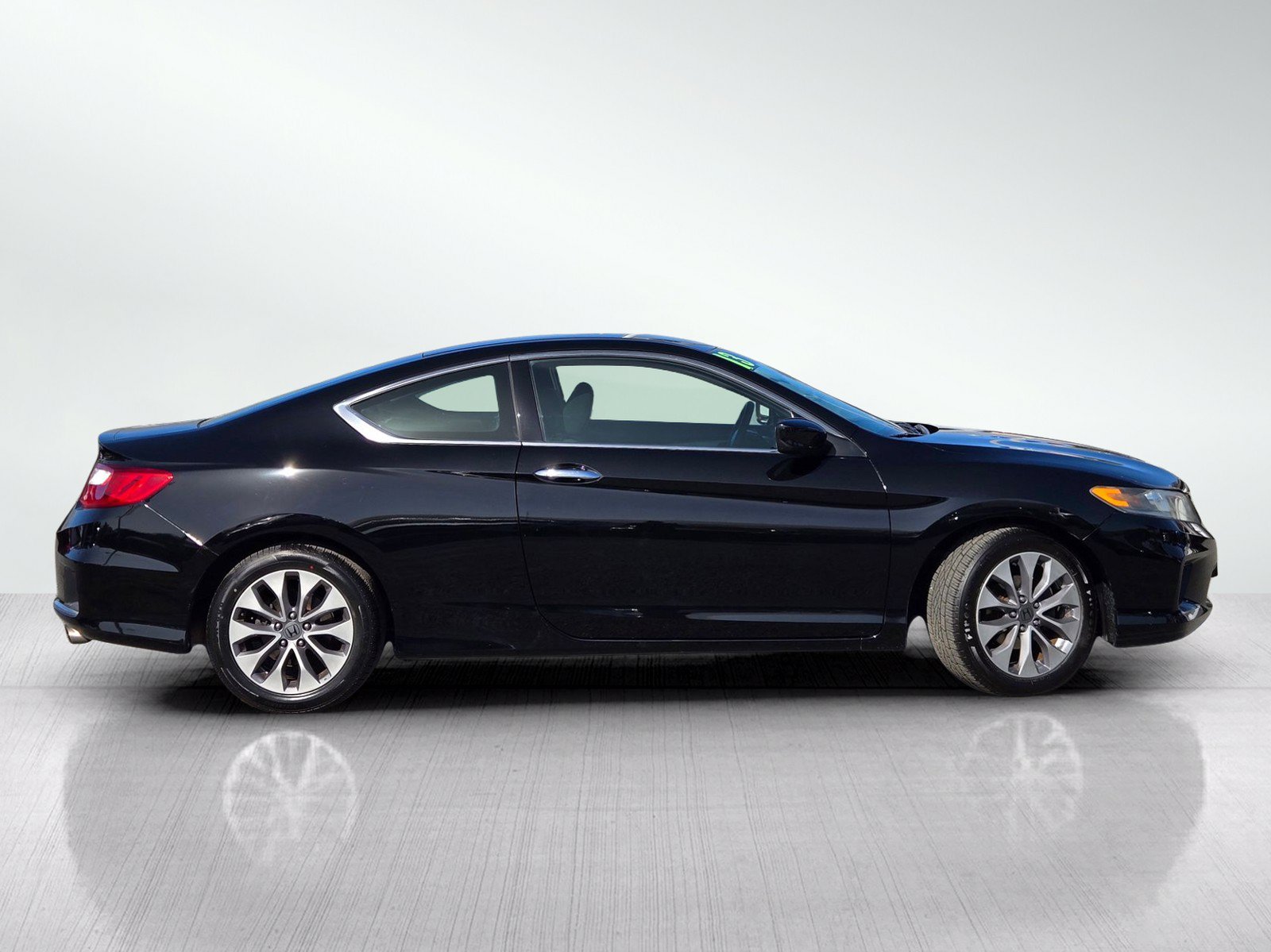 Used 2013 Honda Accord LX-S image 3