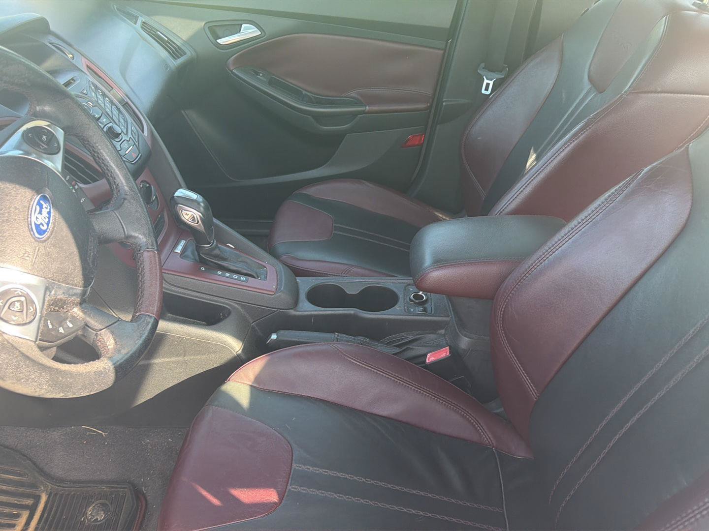 Used 2012 Ford Focus SE FWD image 3