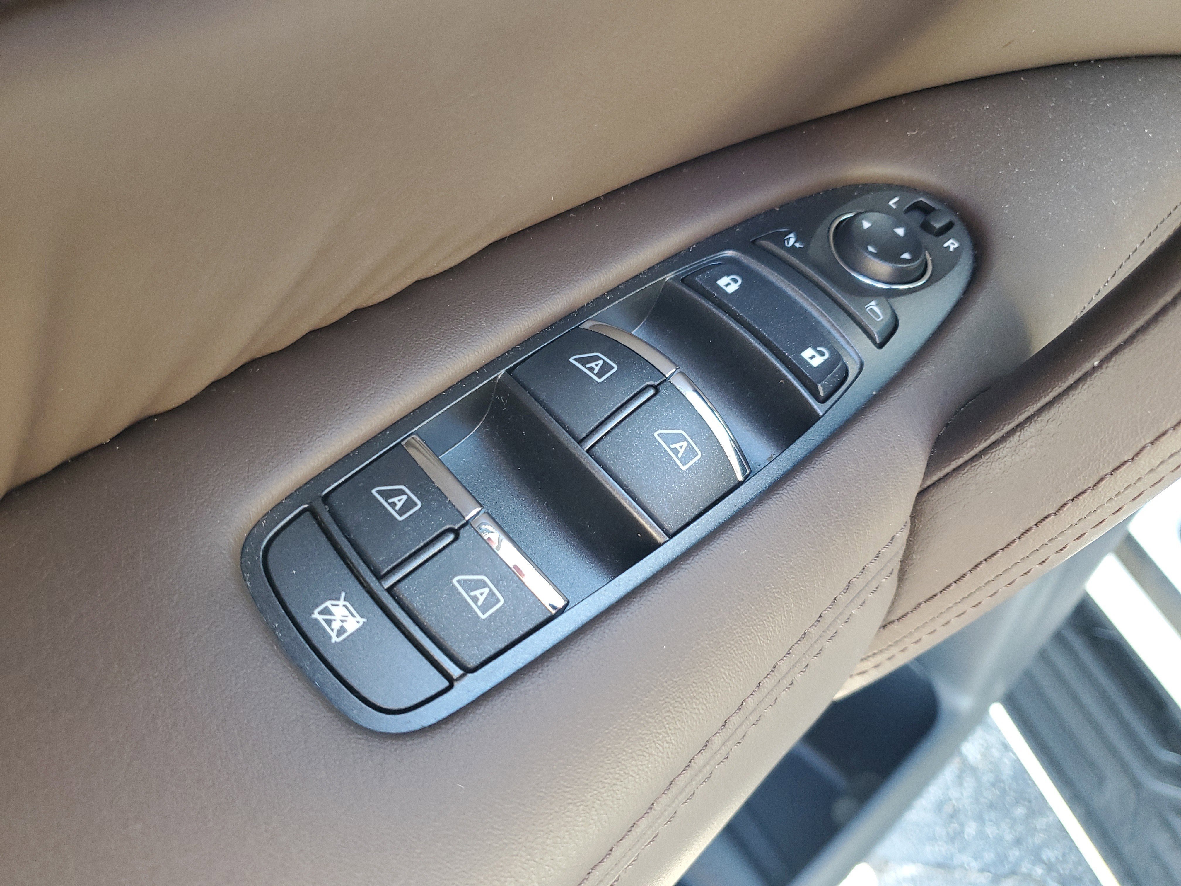 Certified 2024 Nissan Armada Platinum w/ Cargo Package image 11