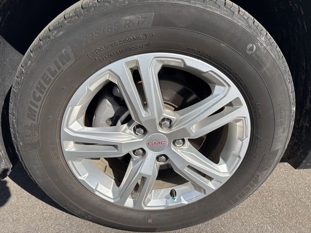 Used 2022 GMC Terrain SLE w/ Driver Convenience Package image 27