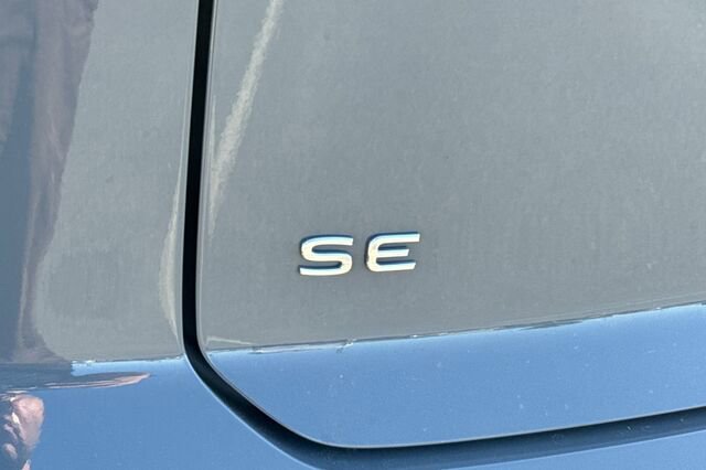 Certified 2023 Volkswagen Atlas Cross Sport SE w/ Black Wheel Package image 26