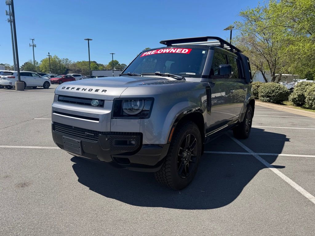 Used 2022 Land Rover Defender 110 X-Dynamic SE image 3