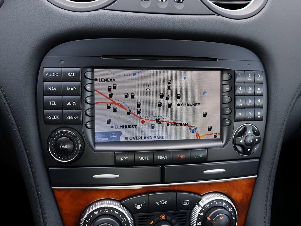 Used 2008 Mercedes-Benz SL 550 image 25