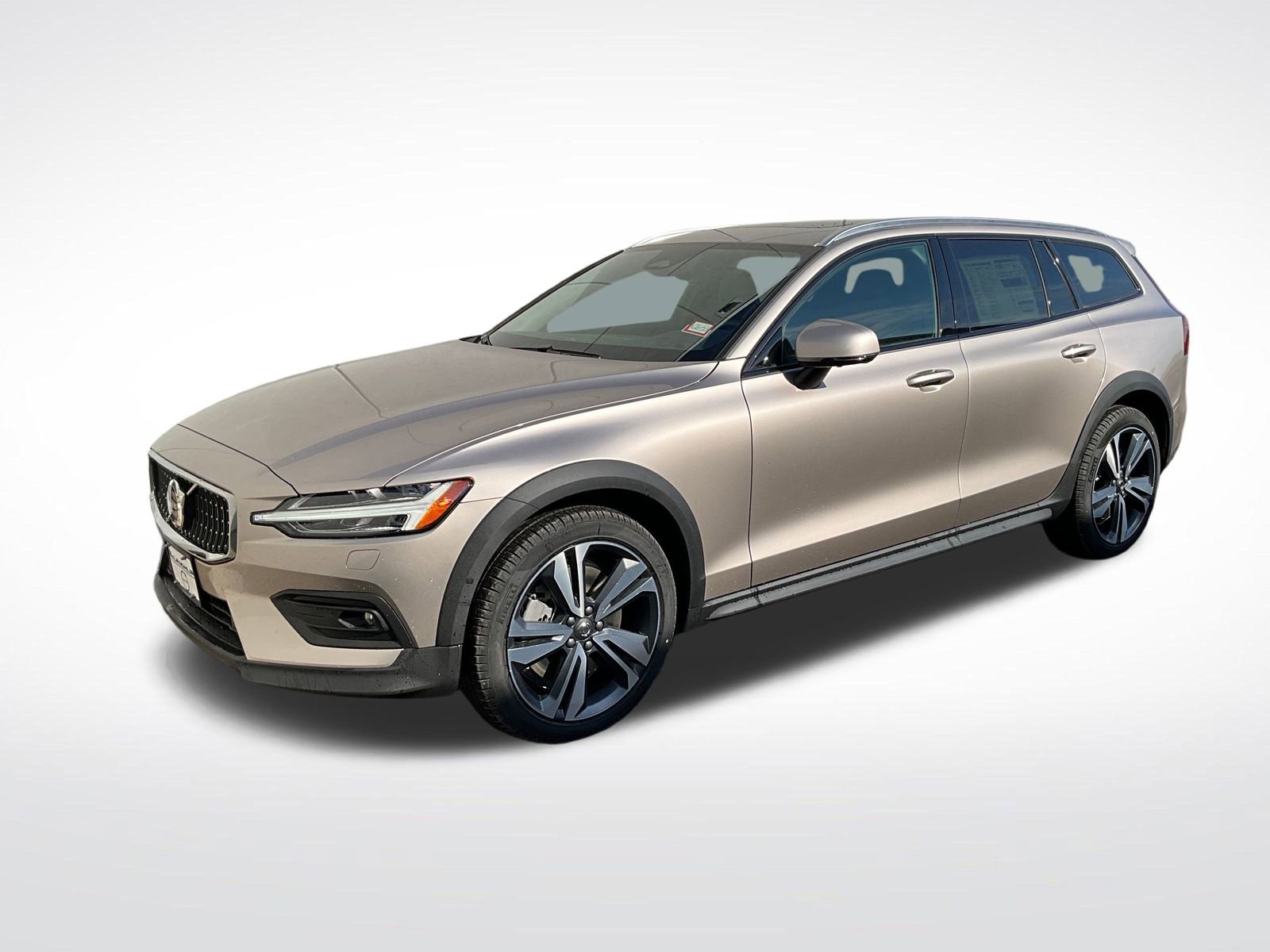 New 2026 Volvo V60 B5 Cross Country Plus w/ Climate Package 360° Tour