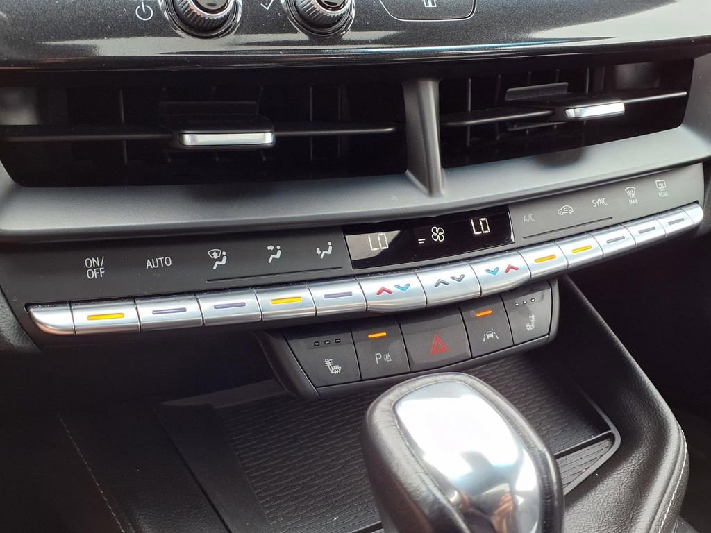 Used 2022 Cadillac CT4 Luxury w/ Sun And Sound Package image 26