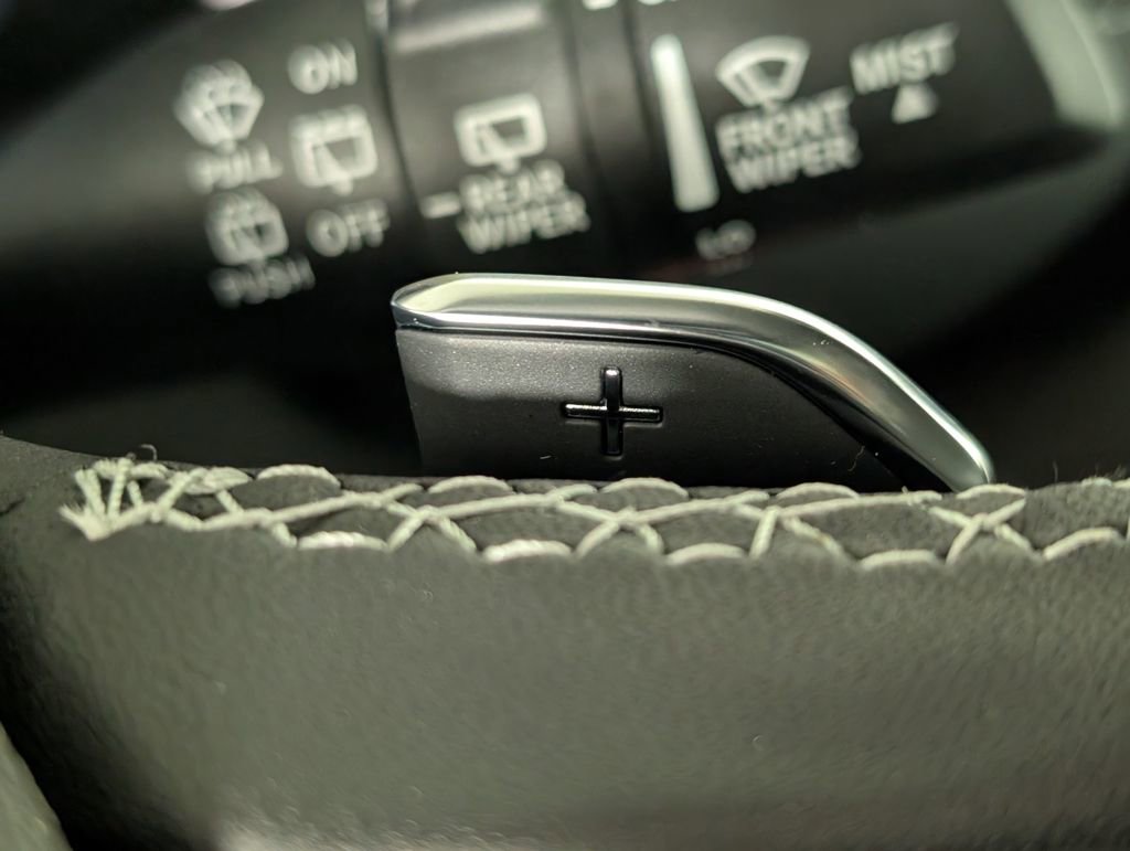 New 2025 Jeep Grand Cherokee Laredo image 23