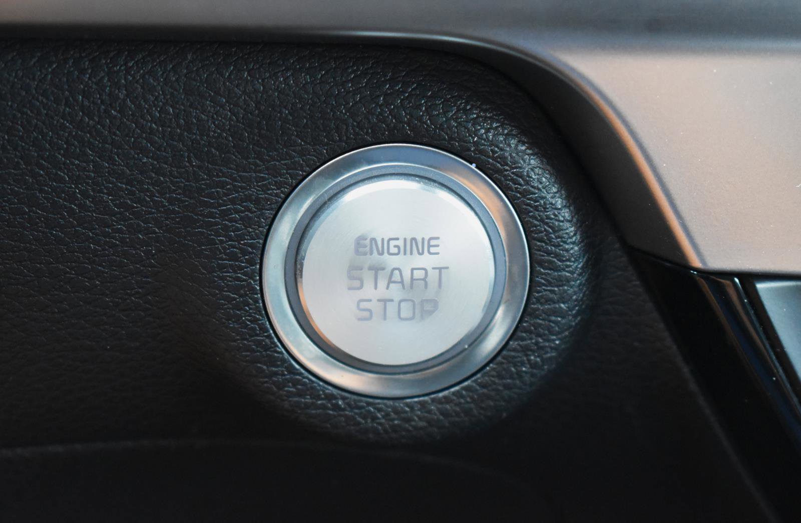 Used 2025 Kia Telluride S AWD/4WD image 9