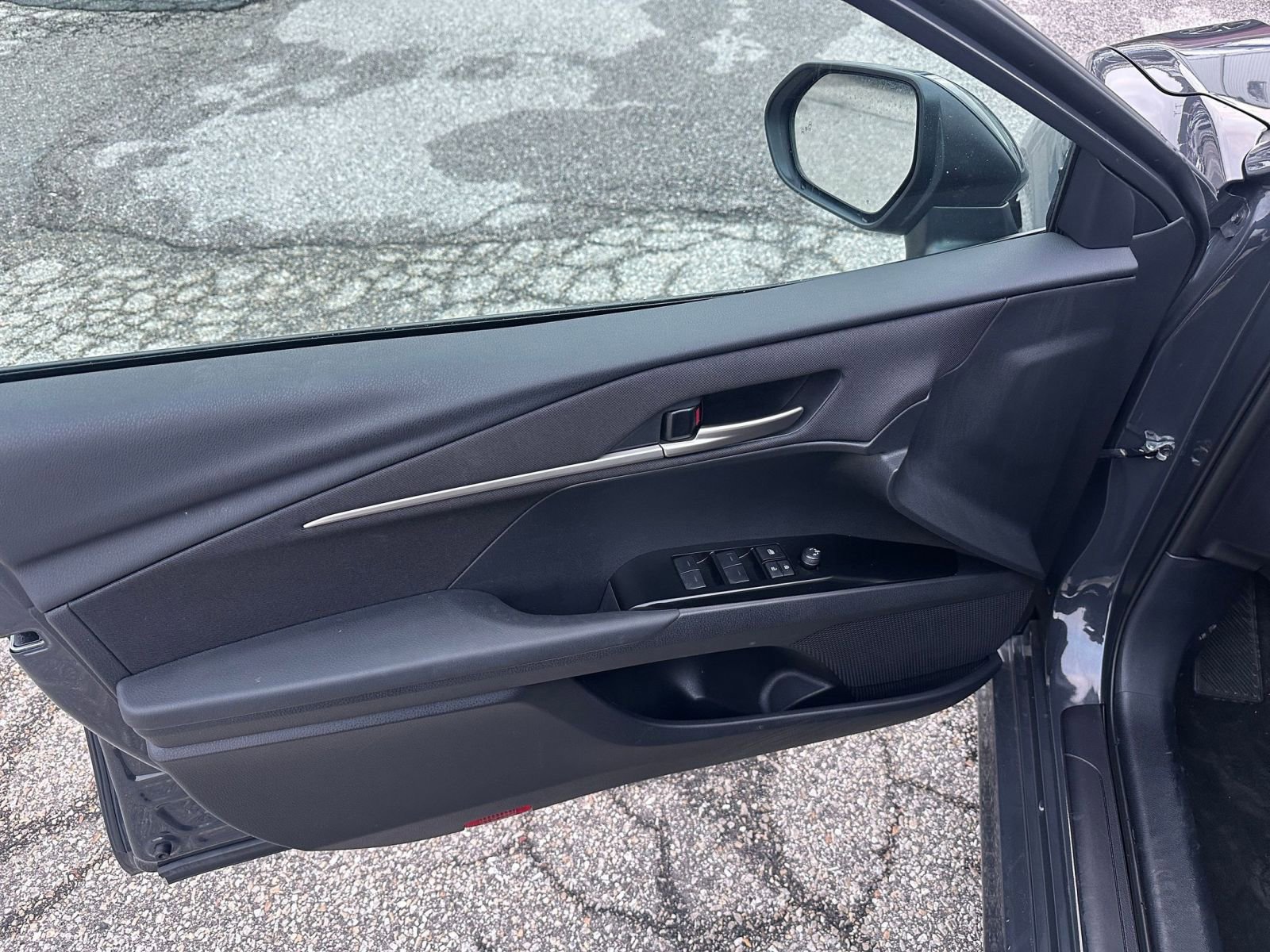 Used 2025 Toyota Camry LE image 20