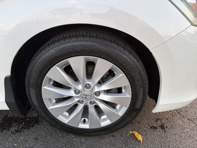 Used 2015 Honda Accord EX-L image 8