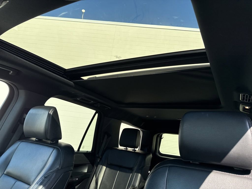 Used 2021 Ford Expedition XLT image 35