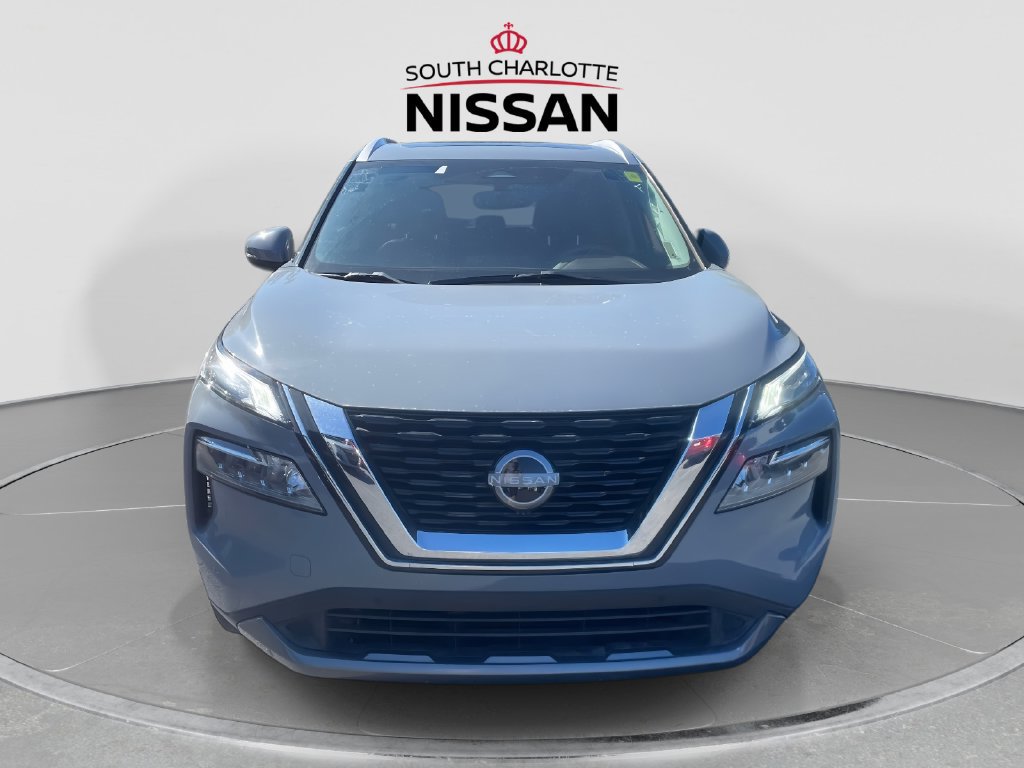 Used 2023 Nissan Rogue SL w/ SL Premium Package FWD image 3