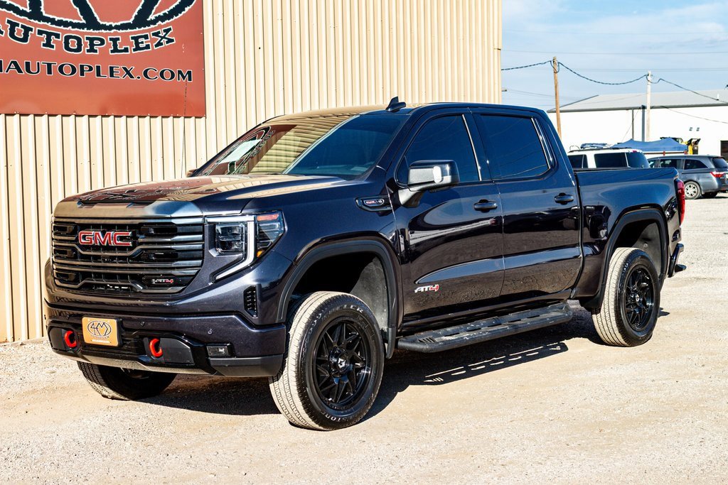 Used 2024 GMC Sierra 1500 AT4 w/ Technology Package image 8