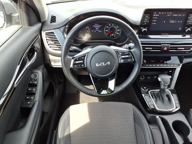 Used 2023 Kia Seltos S image 12