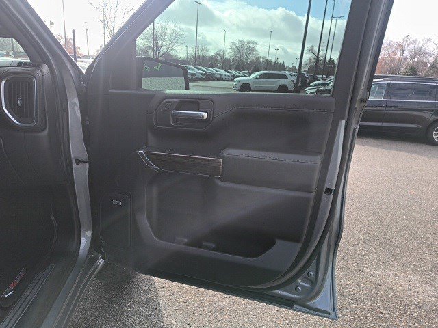 Used 2021 Chevrolet Silverado 1500 LT Trail Boss w/ Convenience Package II image 18