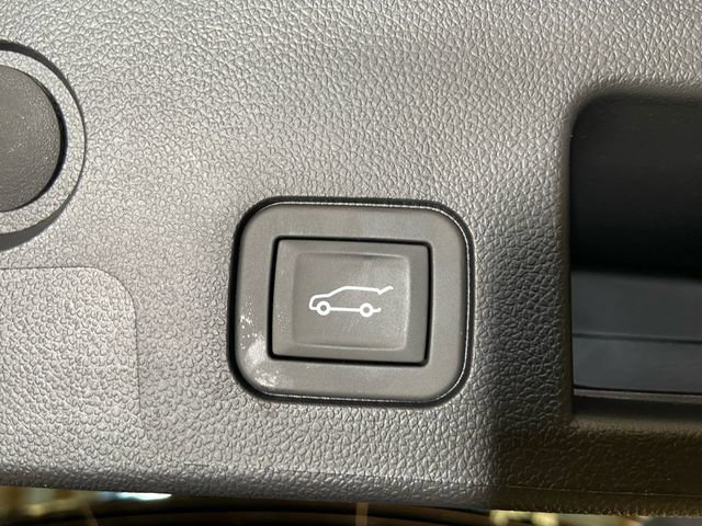 New 2026 GMC Terrain Elevation w/ Elevation Premium Package image 17