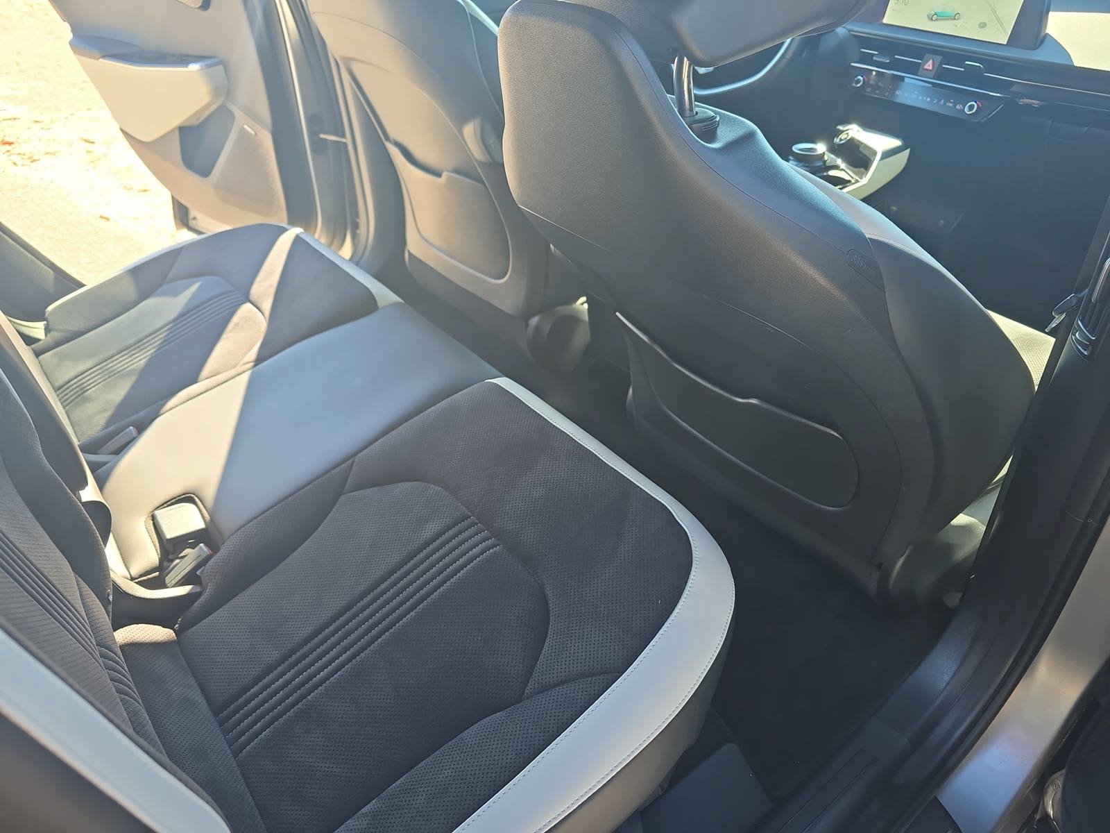 Used 2023 Kia EV6 GT-Line w/ GT-Line Suede Seat Package RWD image 11