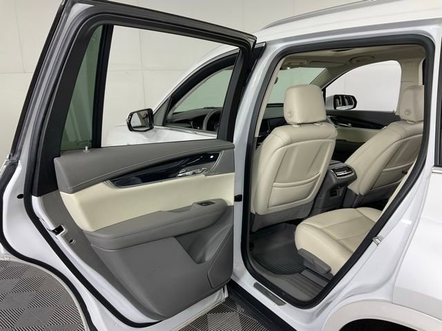 Certified 2022 Cadillac XT6 Premium Luxury w/ Technology Package image 29