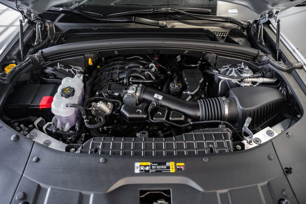 New 2025 Jeep Grand Cherokee L Limited w/ Luxury Tech Group II image 19