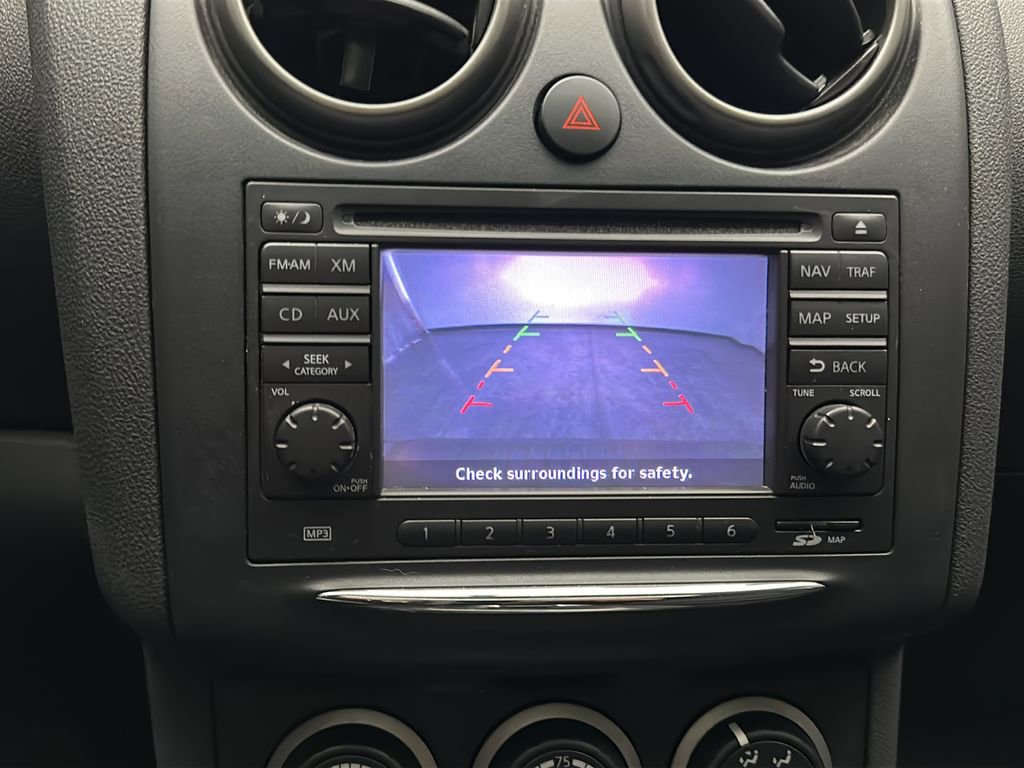 Used 2013 Nissan Rogue SV w/ Premium Pkg image 26