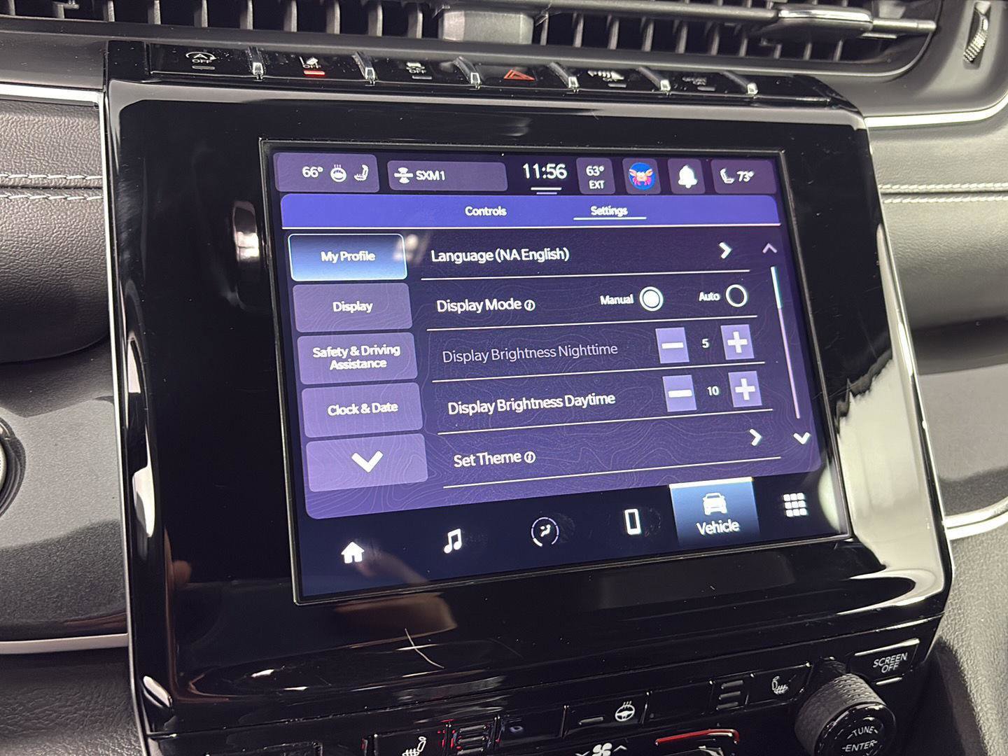 Used 2022 Jeep Grand Cherokee L Laredo image 32